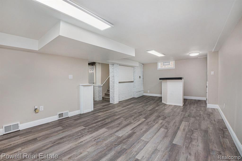 9351 WINSTON, Redford, MI 48239 — Photo 28