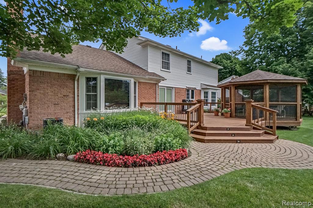 49309 PLUM TREE Drive, Plymouth, MI 48170 — Photo 3