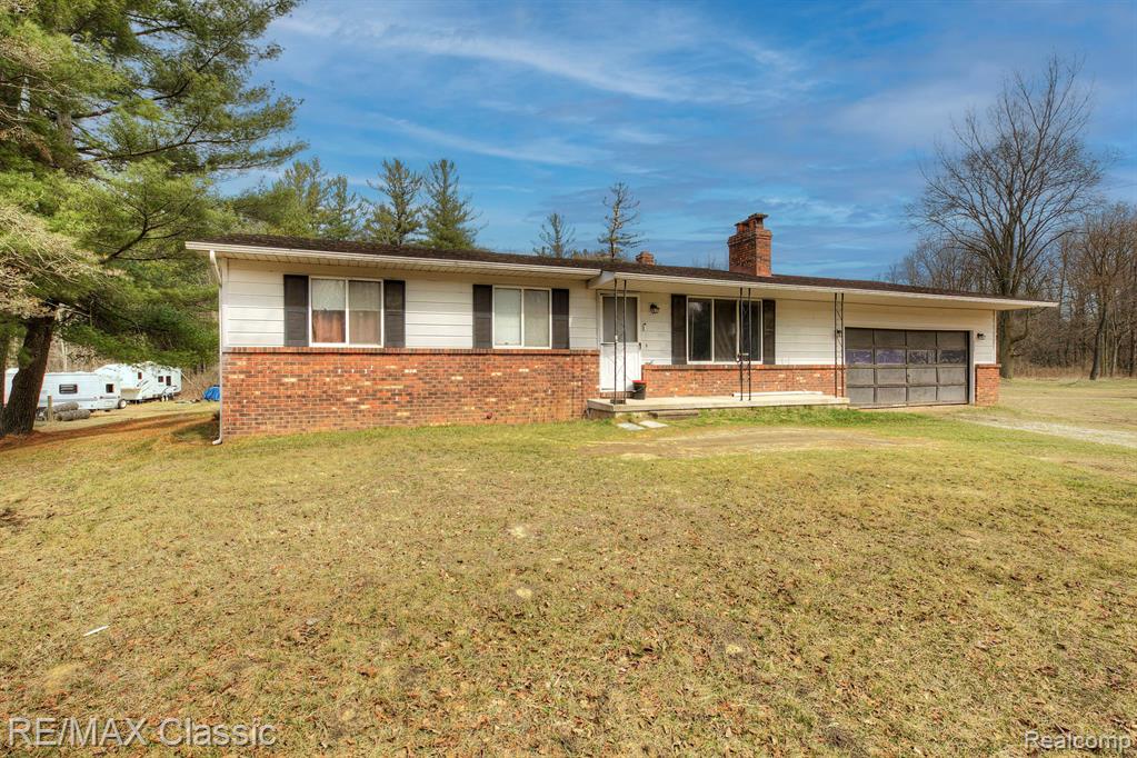 4650 Waltan Road, Vassar, MI 48768 — Photo 16