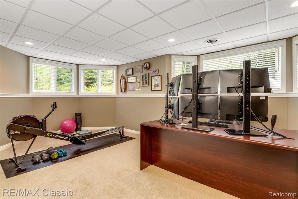 18416 CLAIRMONT Circle E, Northville, MI 48168 — Photo 27