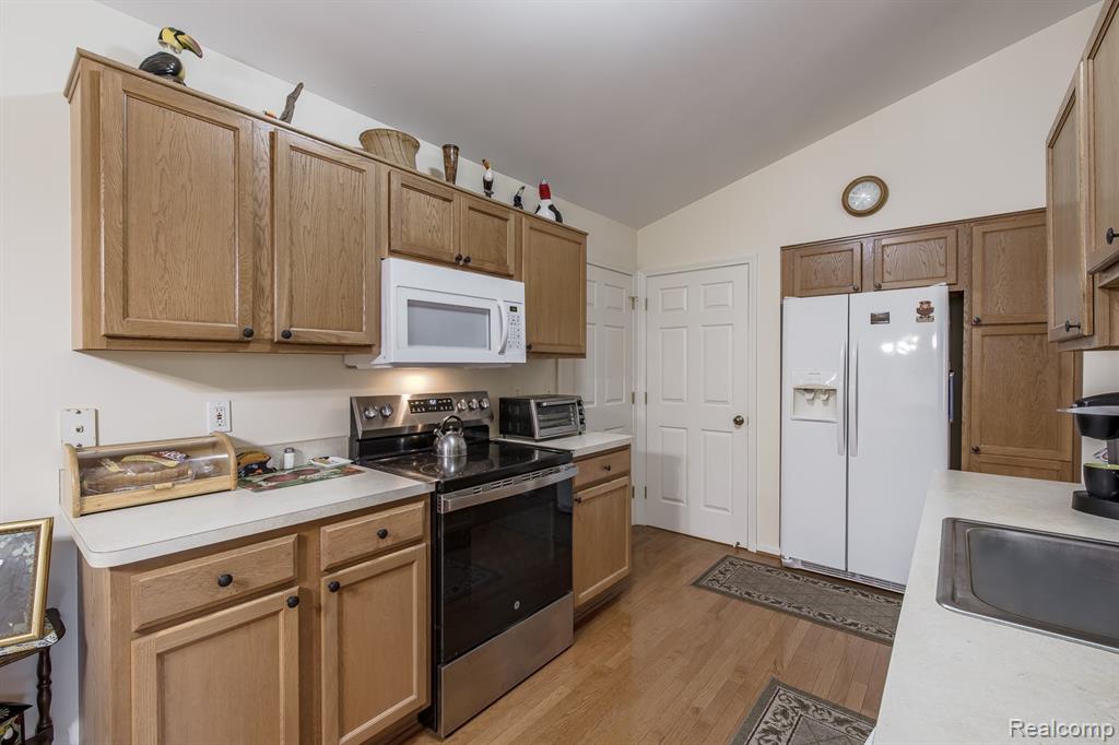 4091 Stonebridge, Holly, MI 48442 — Photo 10