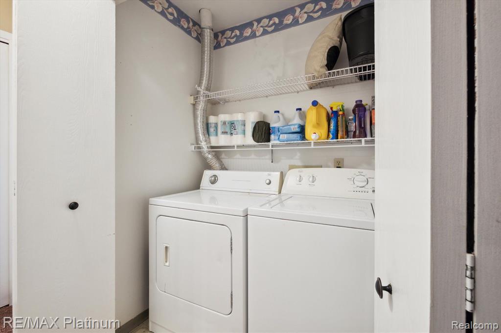 362 SPRING BROOKE Drive, Brighton, MI 48116 — Photo 10