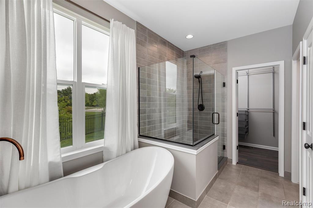 4280 ROLLING MEADOW Lane, Ypsilanti, MI 48197 — Photo 26