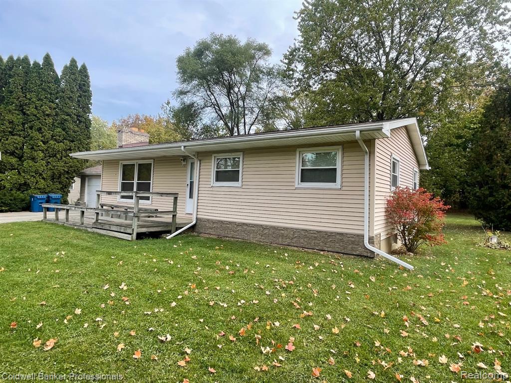 7071 Brittwood Lane, Flint, MI 48507 — Photo 12