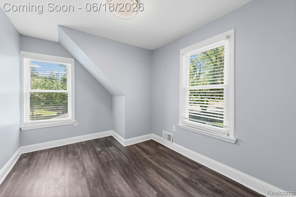 4303 N Verona Circle, Royal Oak, MI 48073 — Photo 21