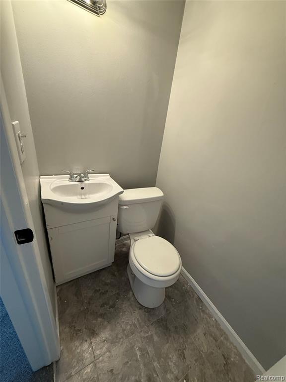 42768 Buckingham Drive, Sterling Heights, MI 48313 — Photo 11