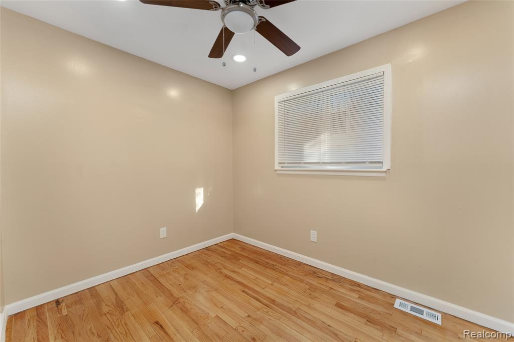 18547 Anglin Street, Detroit, MI 48234 — Photo 11
