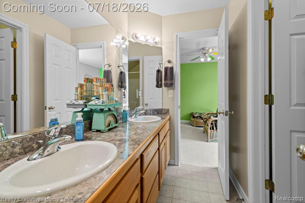 3276 Shorewood Avenue, Fort Gratiot, MI 48059 — Photo 37