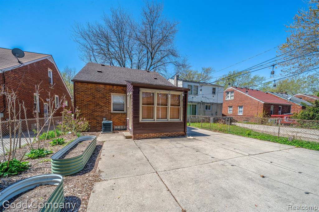 4168 Grayton Street, Detroit, MI 48224 — Photo 19