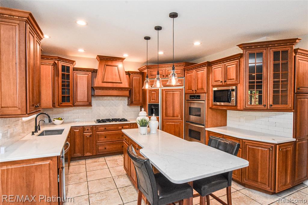 4215 Rolling Pines Court, Commerce Twp, MI 48382 — Photo 20