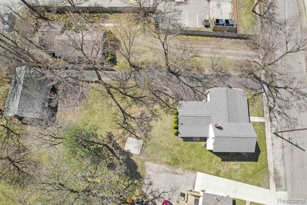 32 EAST ST, Oxford, MI 48371 — Photo 25
