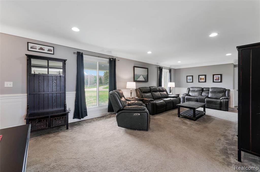 355 Sanders Road, Oxford, MI 48371 — Photo 7