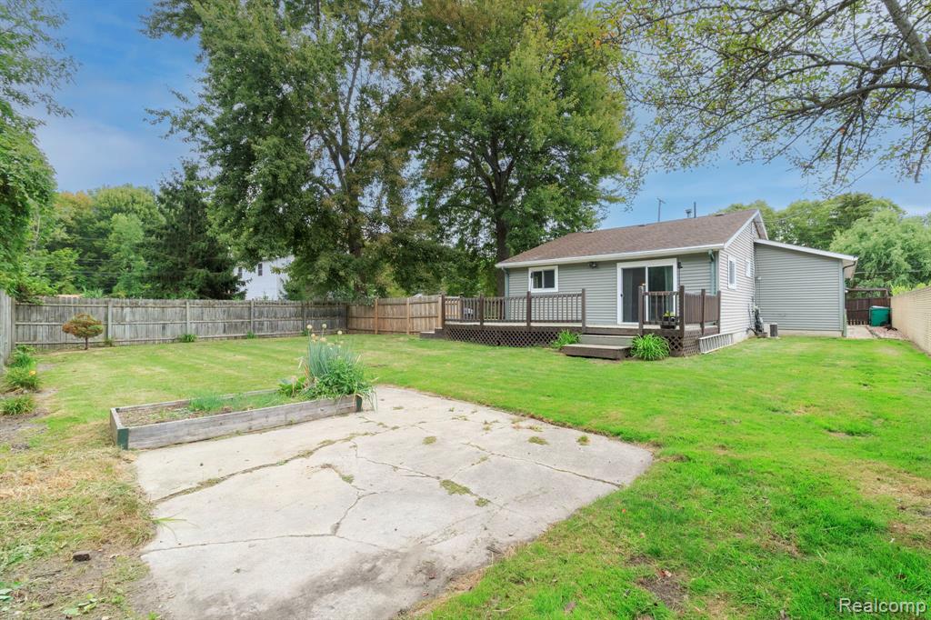 37281 Clio Street, Harrison Township, MI — Photo 28