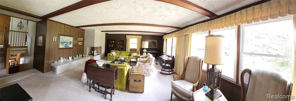10040 Stinchfield Woods Road, Pinckney, MI 48169 — Photo 17