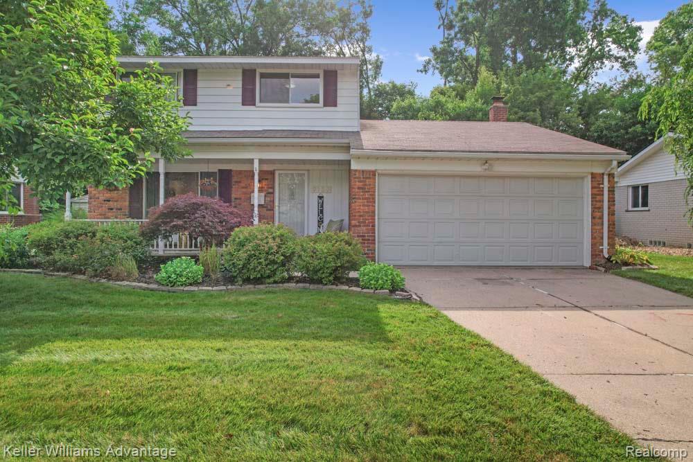 9157 Hackberry Avenue, Plymouth, MI 48170 — Photo 2