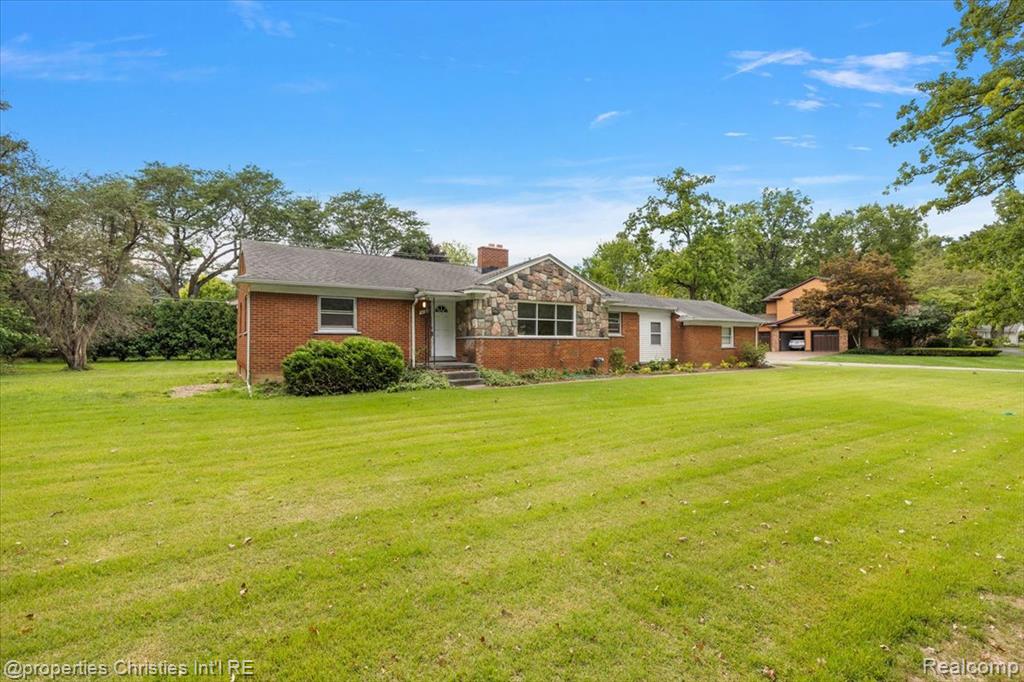 6030 Lahser Road, Bloomfield, MI — Photo 35