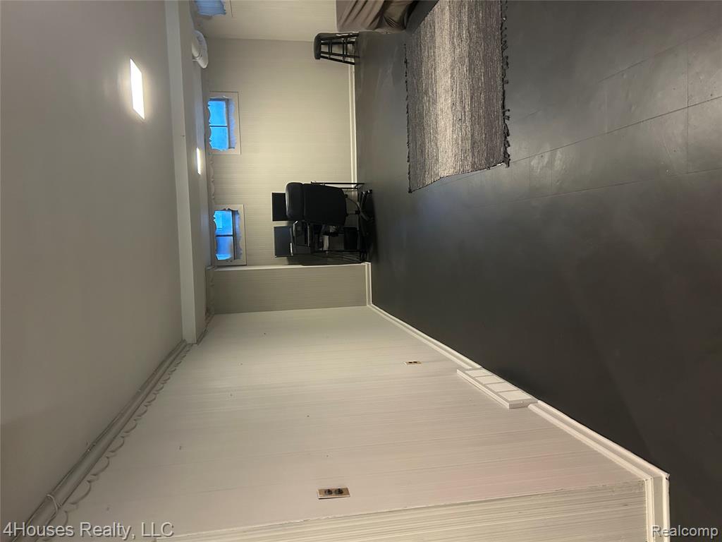 18092 Muirland Street, Detroit, MI 48221 — Photo 24