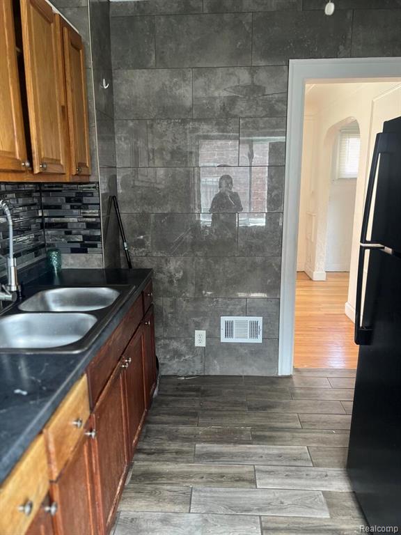 7411 Forrer Street, Detroit, MI 48228 — Photo 5