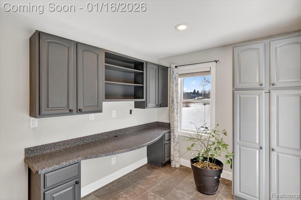 10086 Oakhill Road, Holly, MI 48442 — Photo 15