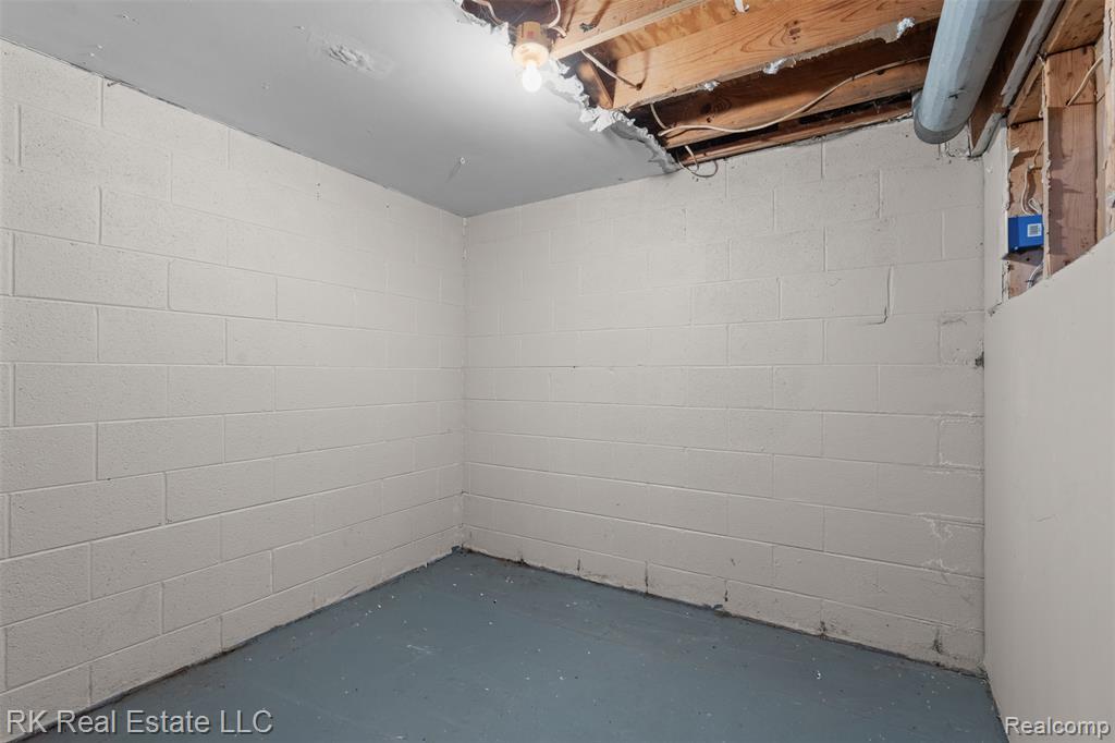 58629 Wallington, Washington, MI — Photo 23