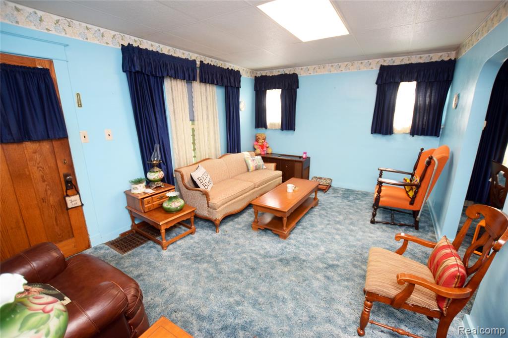506 E Eldridge Avenue, Flint, MI 48505 — Photo 8