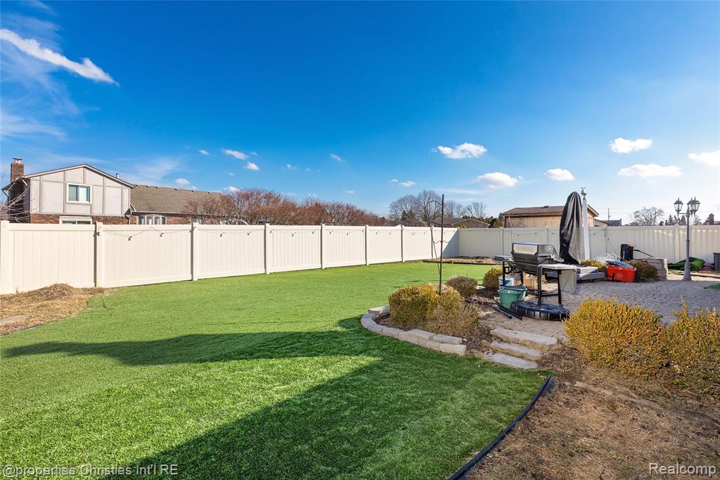 47192 Sanborn Drive, Macomb, MI 48044 — Photo 34