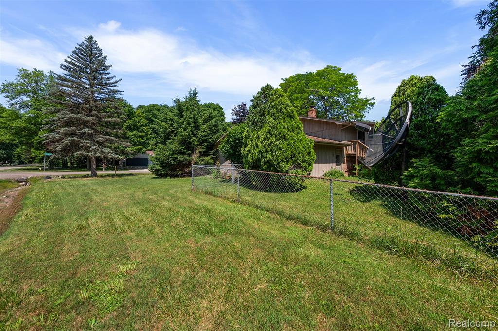 7427 Emerson, Washington, MI — Photo 9