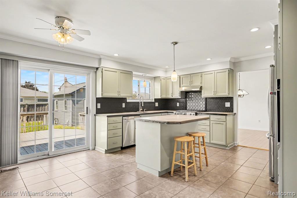 4023 Anthony Drive, Sterling Heights, MI 48310 — Photo 13