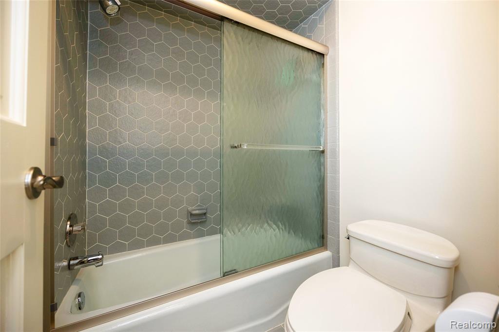 10 Sycamore Lane, Grosse Pointe, MI 48230 — Photo 77
