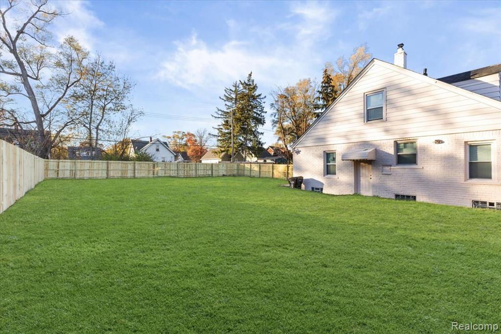 16221 SANTA ROSA Drive, Detroit, MI 48221 — Photo 3