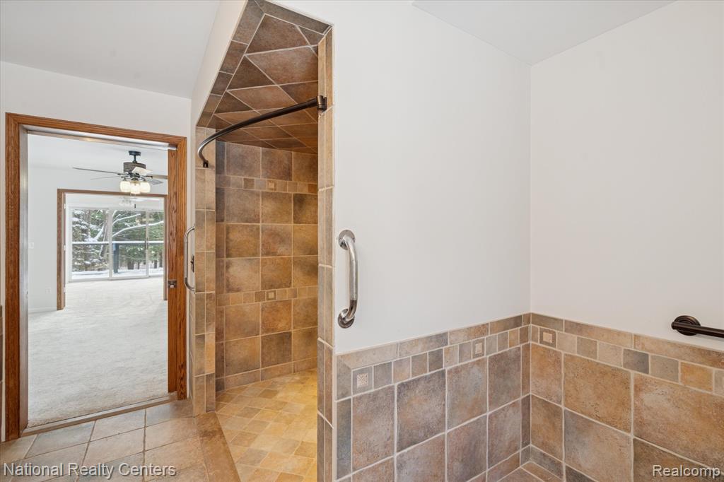 2807 Faussett Road, Howell, MI 48855 — Photo 35