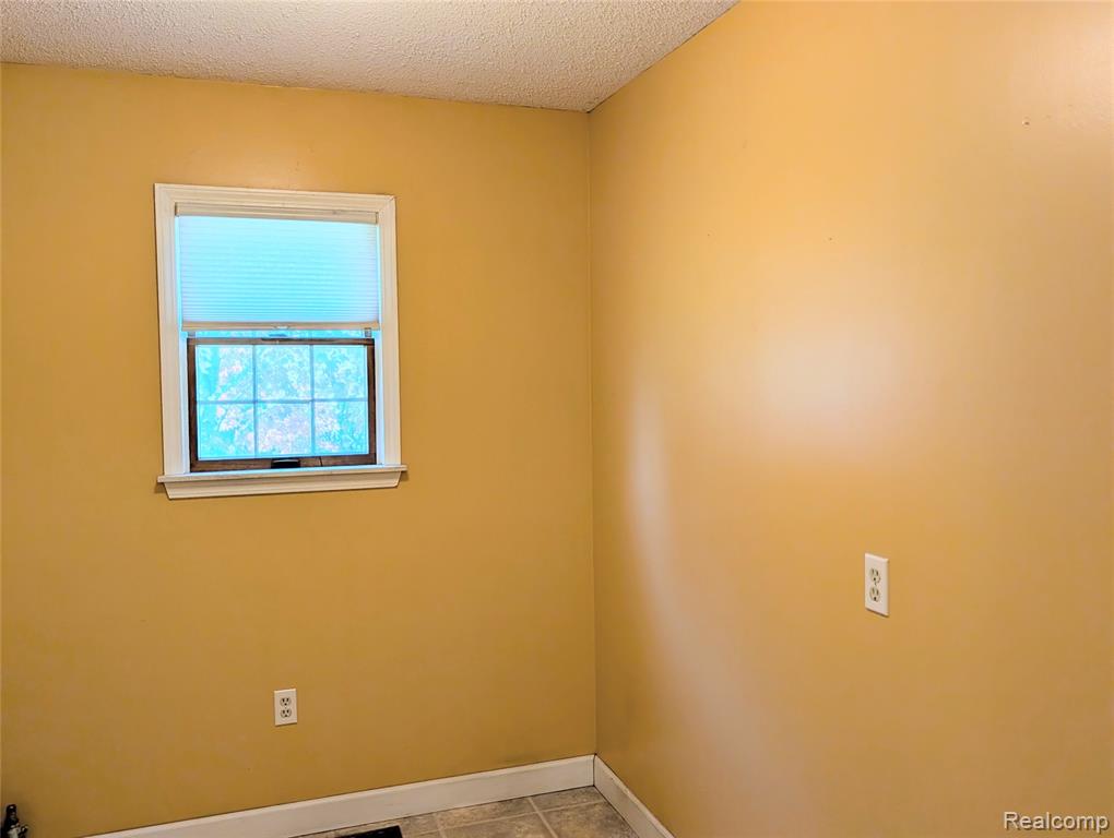 285 W Irwin Street, Bad Axe, MI 48413 — Photo 46