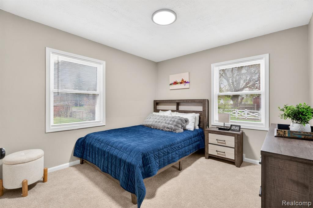15800 Saint Marys Street, Detroit, MI 48227 — Photo 12