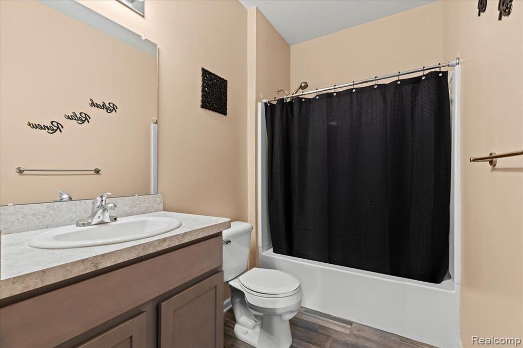 10036 RIDGE RUN Street, Howell, MI 48855 — Photo 18