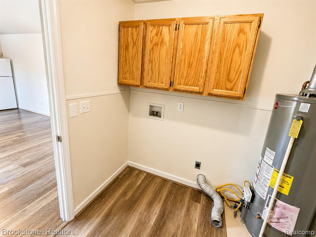 801 S 15TH Street, St. Clair, MI 48079 — Photo 8