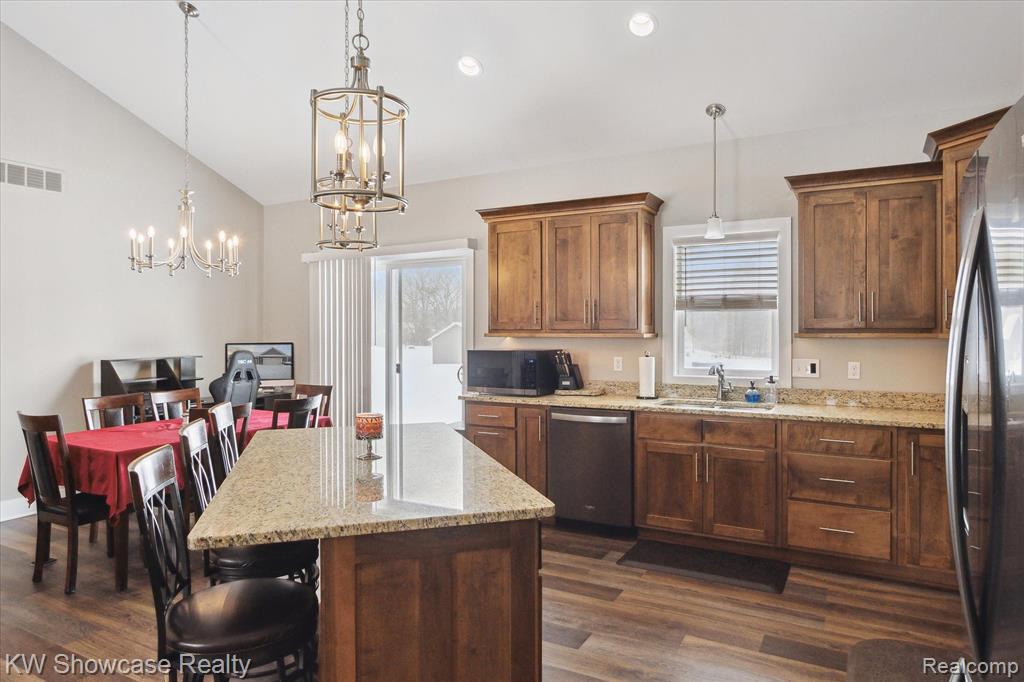 9345 HICKORY RIDGE Road, Holly, MI 48442 — Photo 11