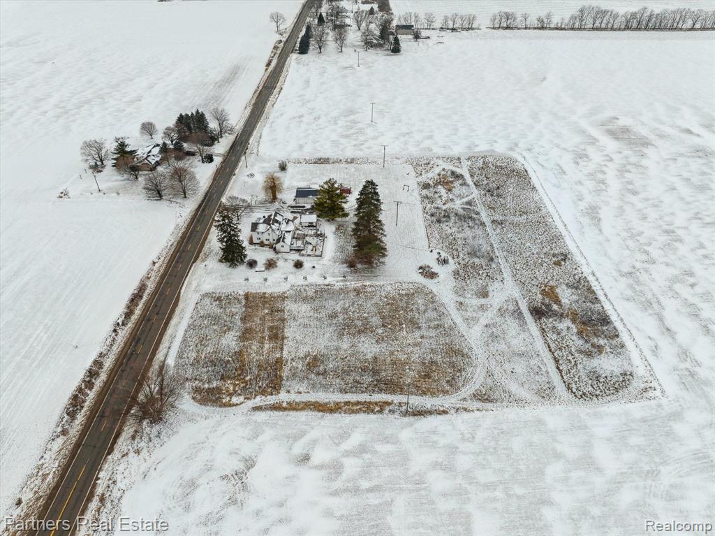3349 E Howell Road, Webberville, MI 48892 — Photo 40