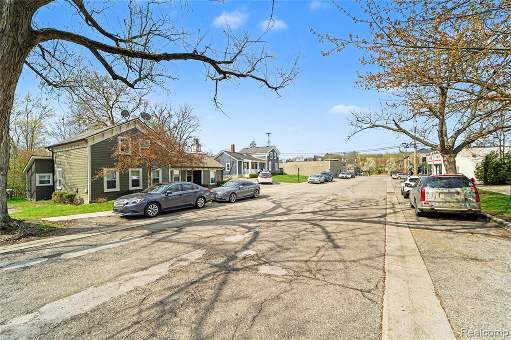 12 E Church Street, Clarkston, MI — Photo 26