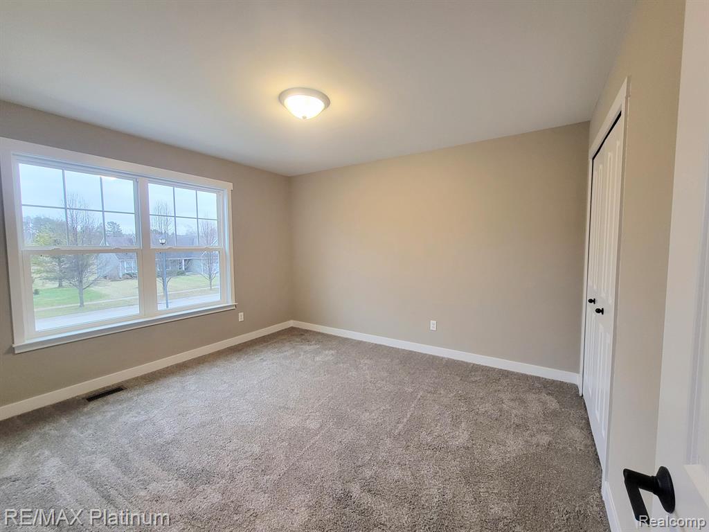 7460 SKYLAR Court, Swartz Creek, MI 48473 — Photo 18