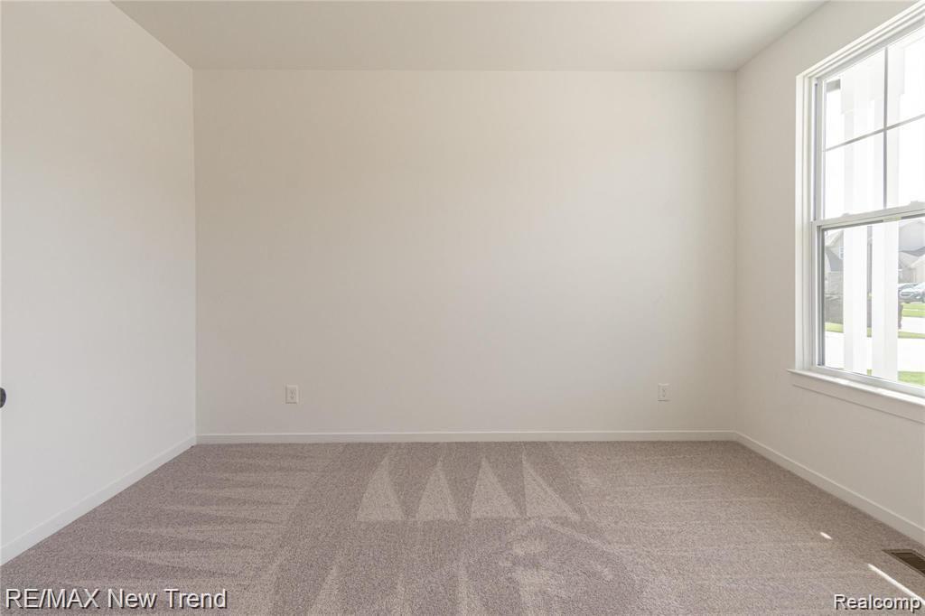 6300 TELURIDE Drive, White Lake, MI 48383 — Photo 4