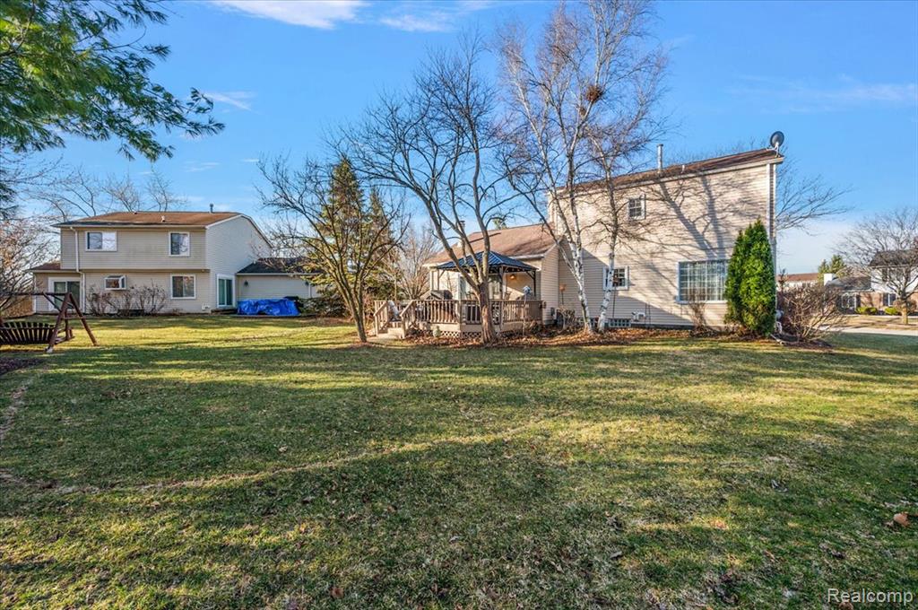 24546 Fairway Hills Drive, Novi, MI — Photo 2