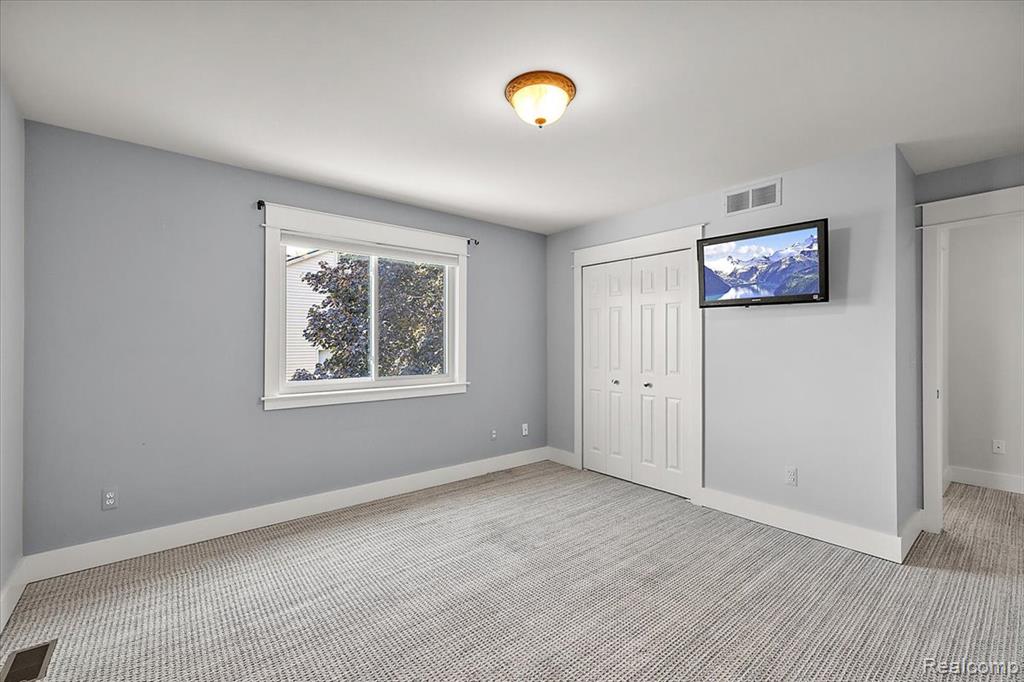 59213 Carriage Lane, South Lyon, MI 48178 — Photo 50