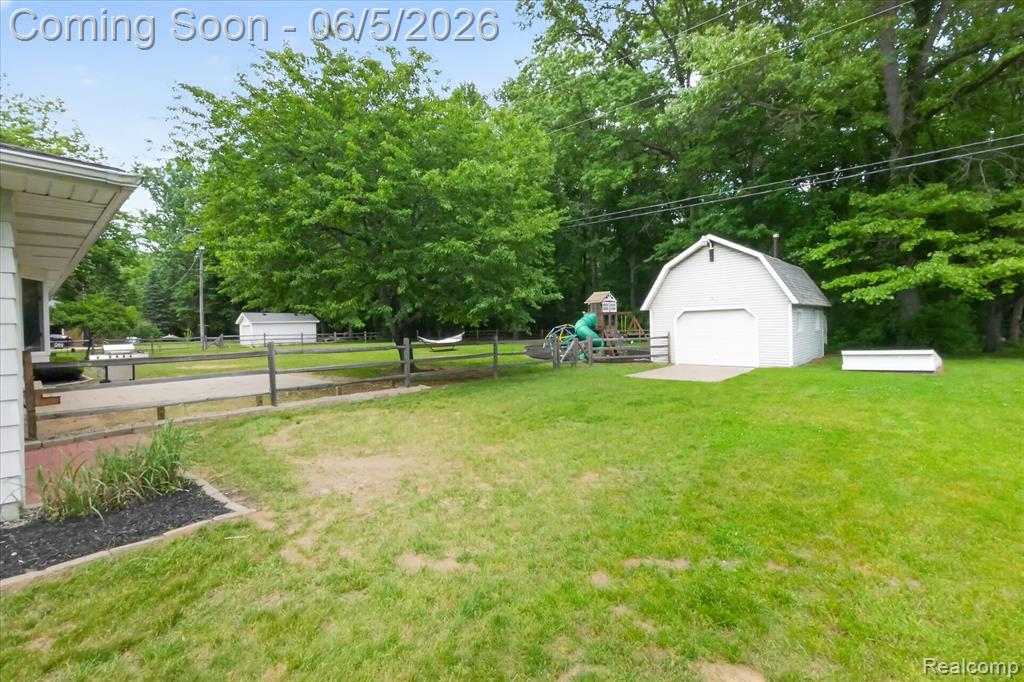 2083 Wells Road, Dundee, MI 48131 — Photo 44
