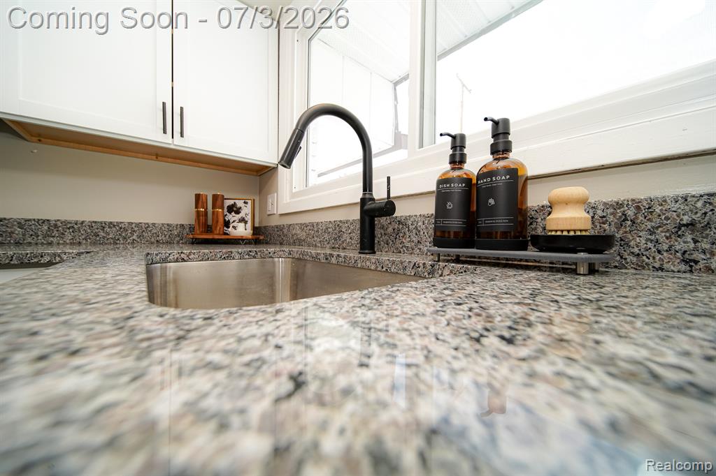 6578 Greene Haven Drive, Clarkston, MI 48348 — Photo 34