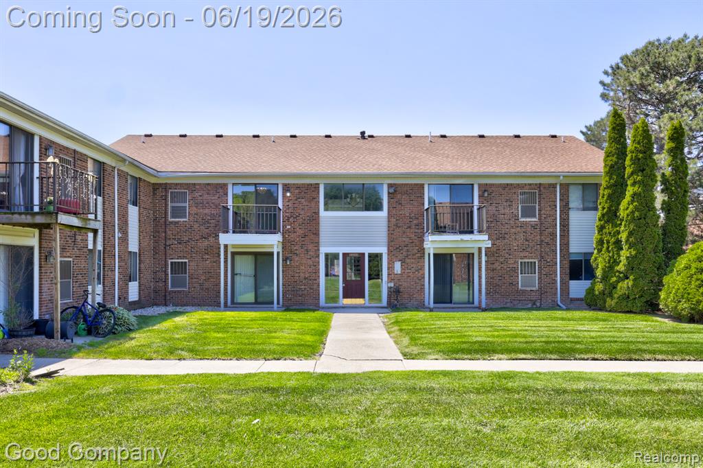 43244 Mound Road, 2, Sterling Heights, MI 48314 — front exterior