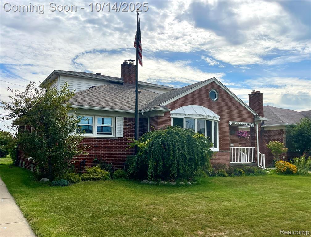 9325 RUTH AVE, Allen Park, MI 48101 — Photo 2
