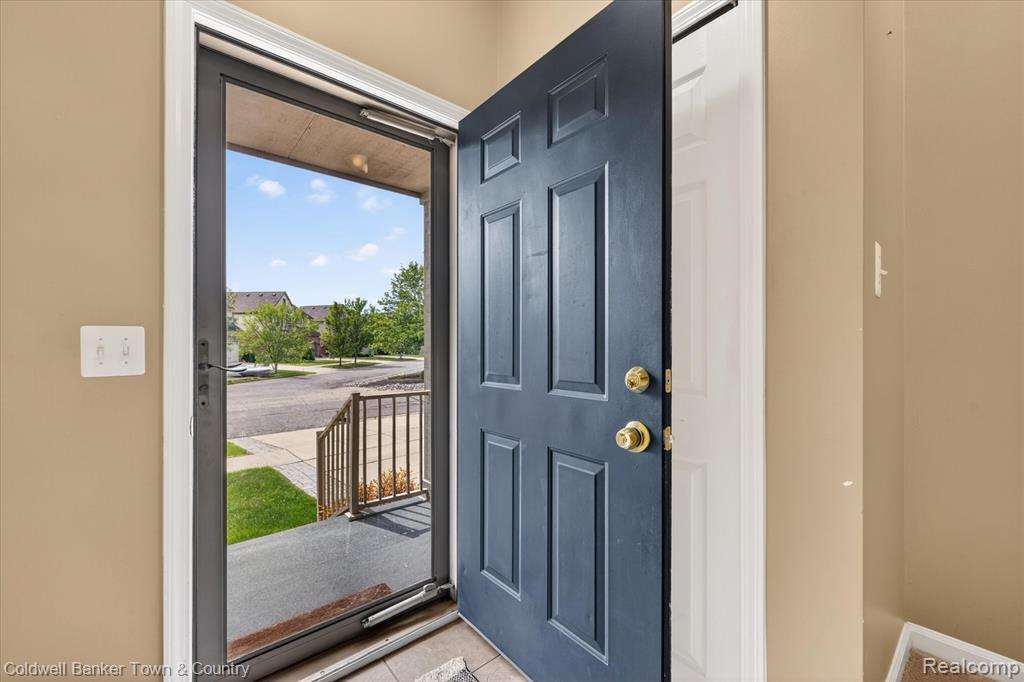 28294 Cottage Lane, New Hudson, MI 48165 — Photo 5
