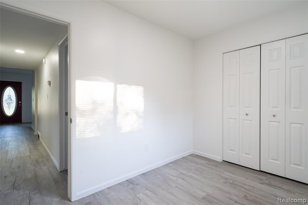 8095 Syracuse Street, Taylor, MI — Photo 24