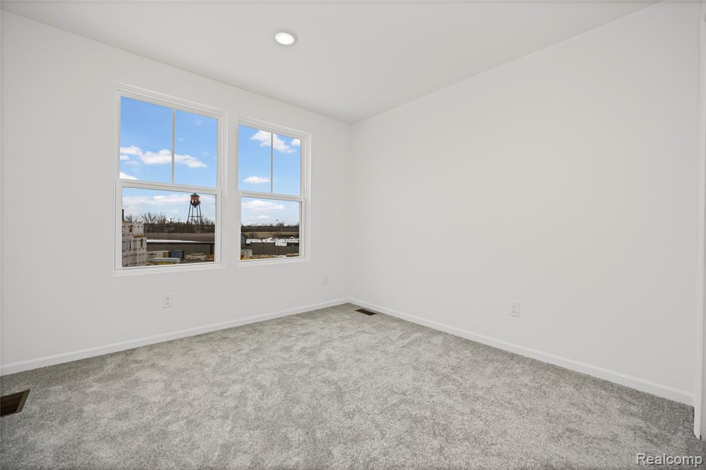 43071 Atwood Avenue, Novi, MI — Photo 36