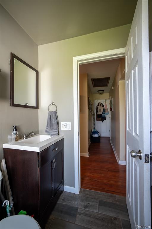 840 W Rose Center Road, Holly, MI 48442 — Photo 16
